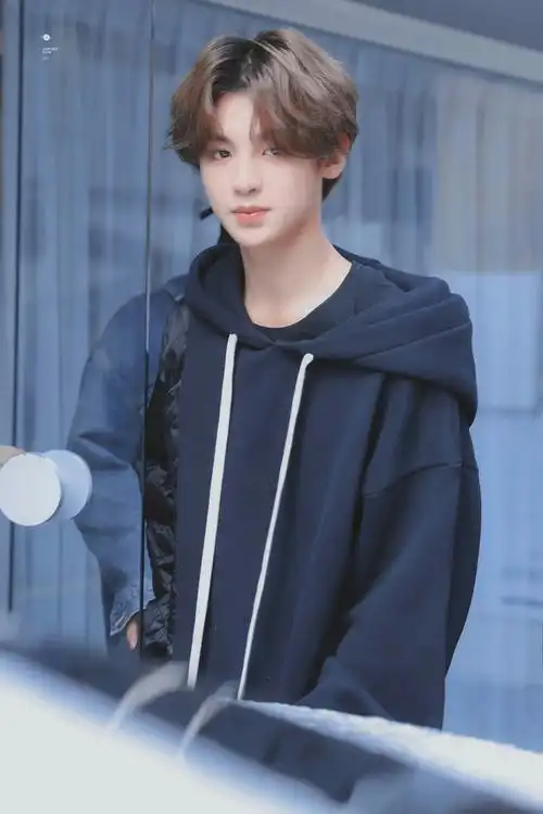 justin黄明昊 - 堆糖,美图壁纸兴趣社区