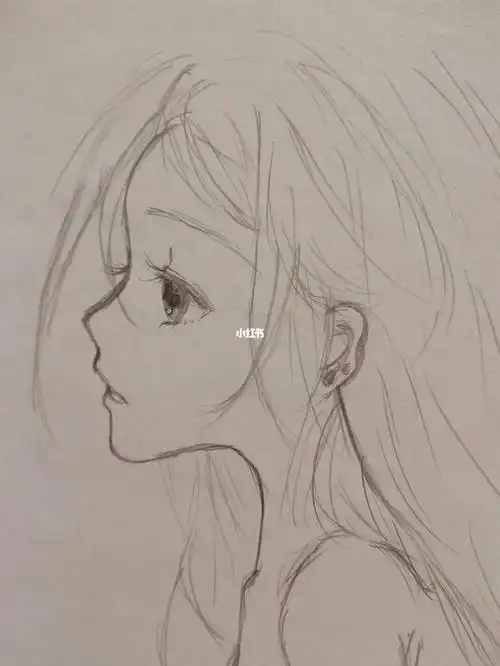少女侧脸