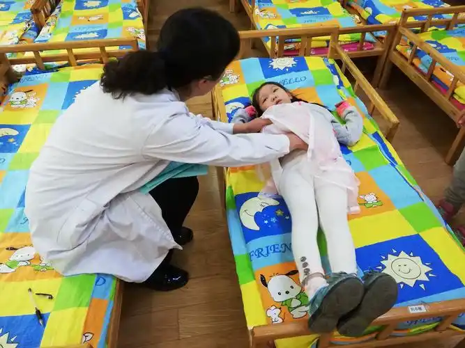 关爱幼儿,关注幼儿健康成长一一五区幼儿园幼儿健康体检