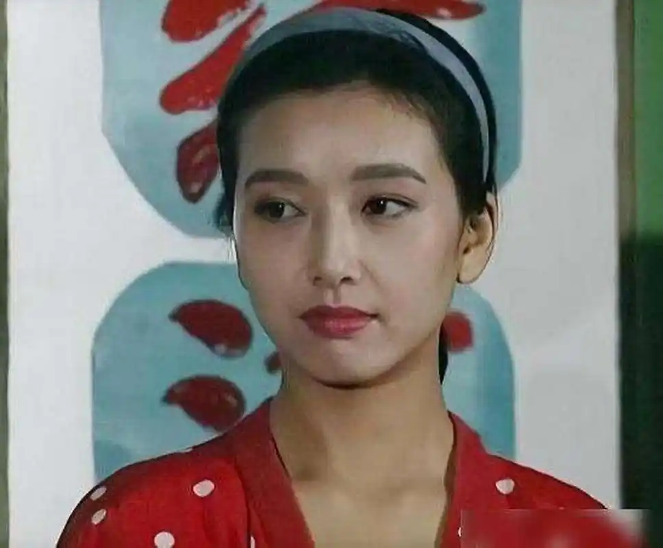 她把最美的时光留给了《过把瘾》.江珊.