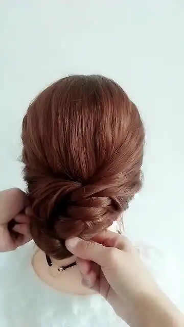 这样的发型特别适合喜婆婆,特别的减龄,看上去倍有面子