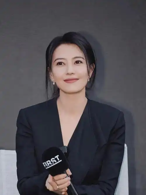 高圆圆永远都是这么自信优雅气质直击人心