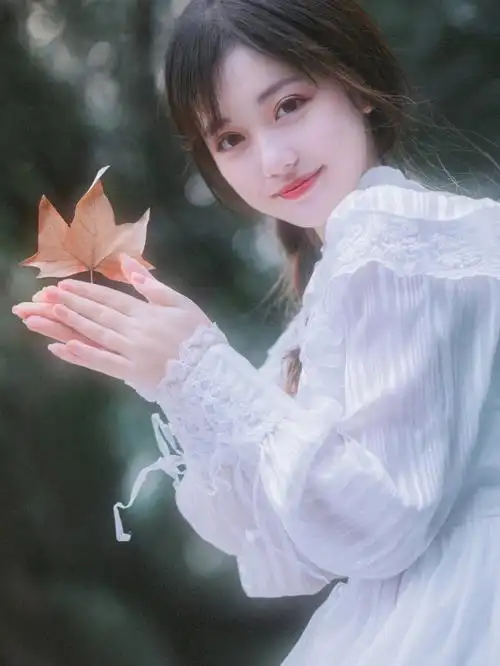 清新可爱的无敌美少女来啦