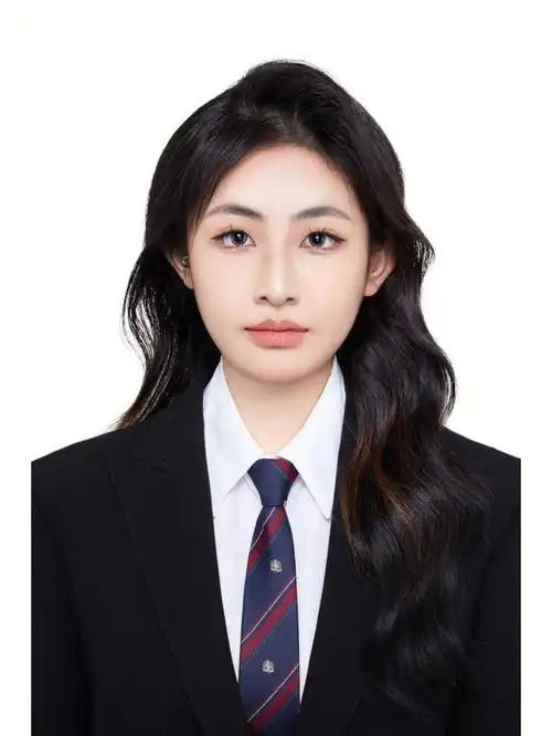 我们怎么给证件照更换服装呢?