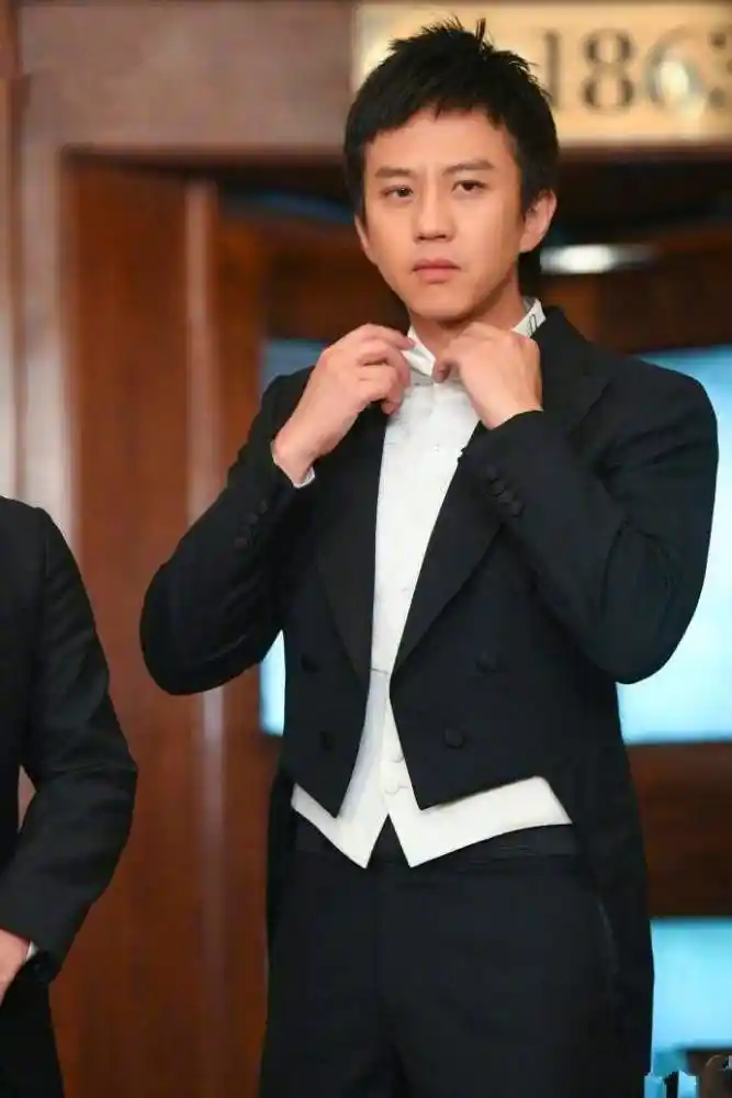 邓超在《跑男》从不喝安慕希,再渴也不动,网友:能猜到原因!