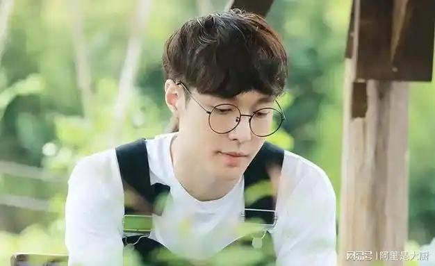 成龙|乐器|exo|林俊杰|娱乐圈_网易订阅