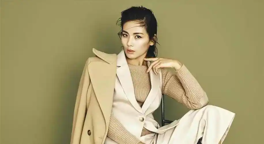 4年替夫还清4亿债务,曾经的国民好媳妇刘涛,怎么不招人喜欢了?