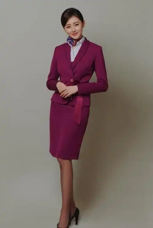 有一种美叫张天爱穿空姐服这站姿真是绝了一般人模仿不来