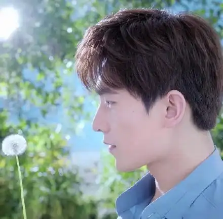 杨洋铂金全新大片!