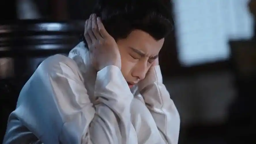 疯批病娇男天花板