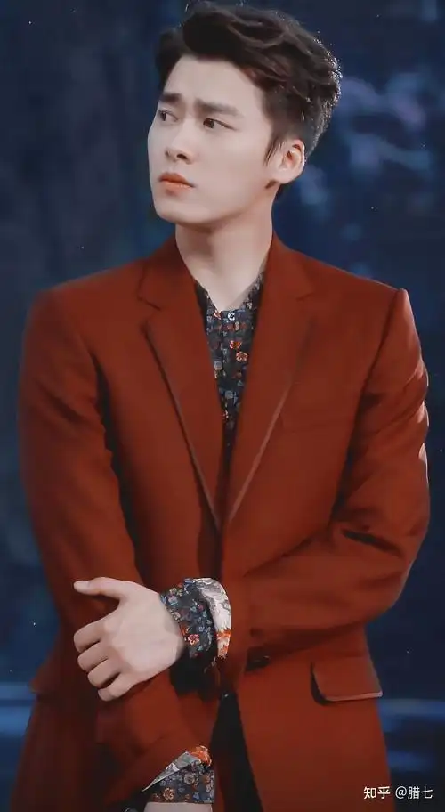 有没有李易峰高清壁纸图?