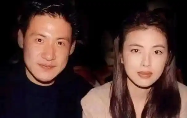 4年败光20亿张学友复出捞金宠妻35年卖命还债快撑不住了