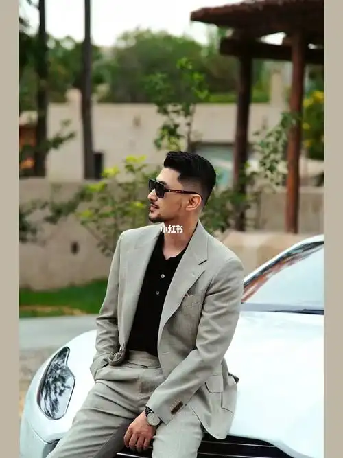 绅士和优雅并存的"西装暴徒"