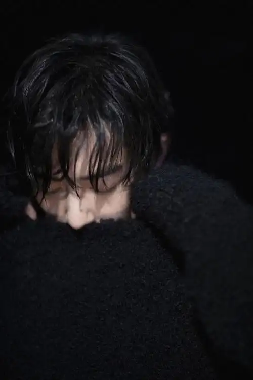 肖战湿发肖战侧脸肖战