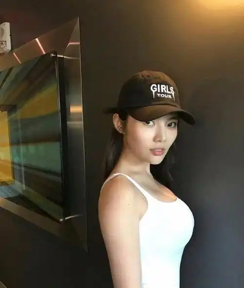 徐冬冬:胸大屁股大怎么了?可谁又知道我每天要做什么?