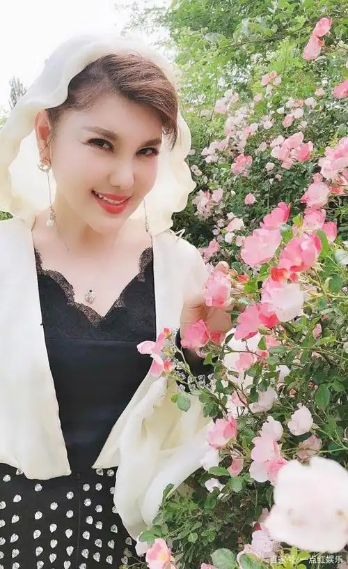 乌兰图雅又一波美图来袭,赶快收藏!