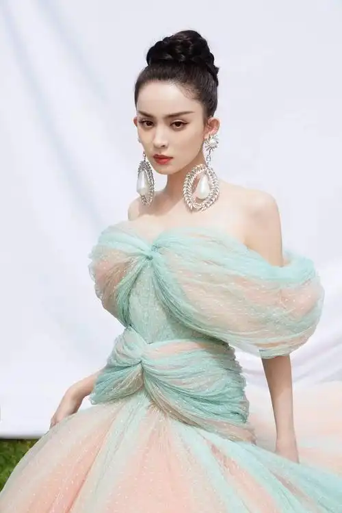 第十三届北京国际电影节在北京怀柔雁栖湖国际会展中心隆重开幕,明星