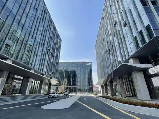 虹桥商务区全新办公楼出租送超长免租期