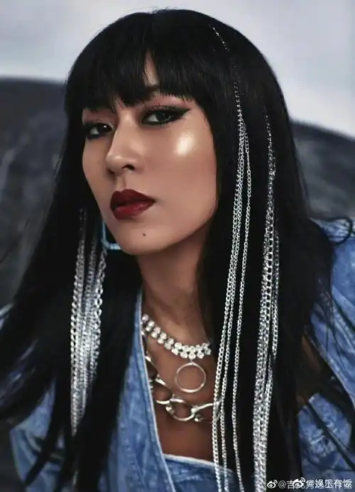 《闪光的乐队》@吉克隽逸 每一期造型都好用心