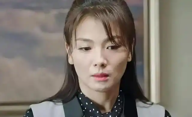 这种面相好的明星们,辨识度比较高,而且演什么戏都很好塑造角色.