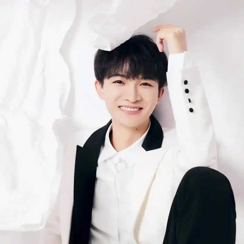 人间绝帅周深7897神 - 抖音