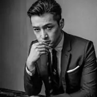 胡歌头像黑白经典 黑白胡歌气质头像图片_微信头像图片大全