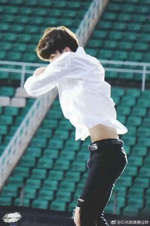 又名:谁不想成为吴世勋的男朋友〕 因为自身的滤镜可能有点ooc 我