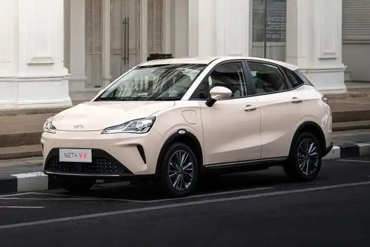 哪吒v在泰国组装,售价10.9-11.3万元