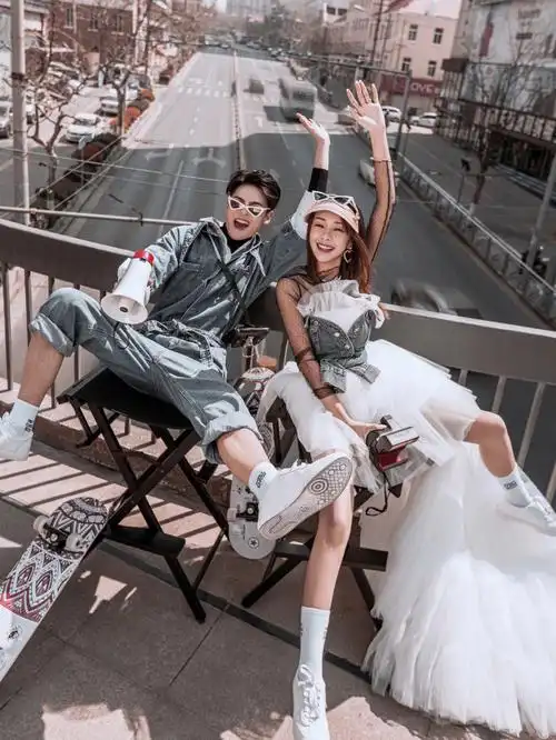时尚街拍婚纱照lns风个性有趣青岛婚纱照