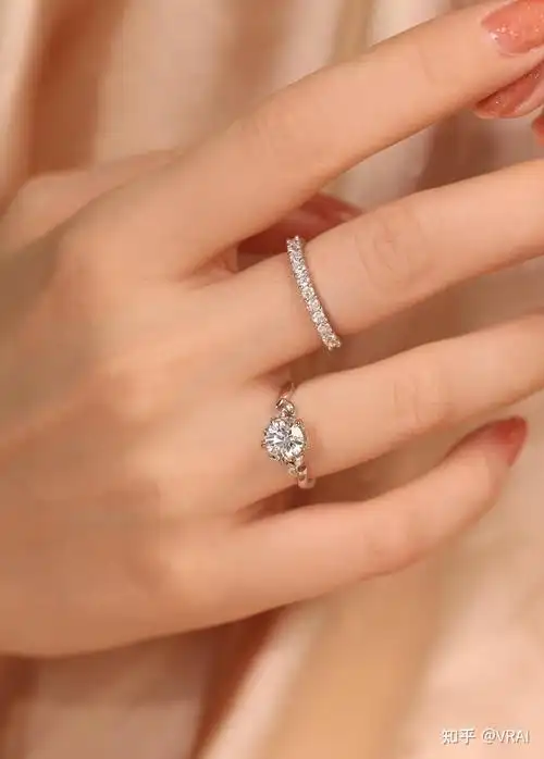 你知道一克拉是多少克吗?那么你清楚一克拉钻戒多少钱吗?