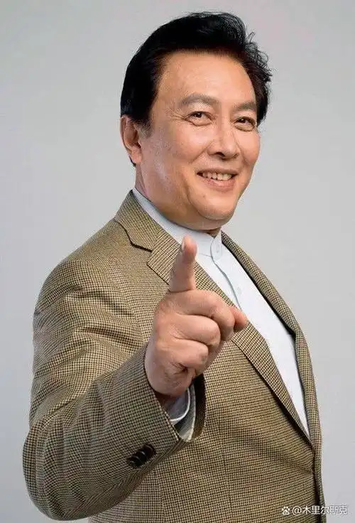 唐国强在国内淘金,妻儿在国外花,为残疾儿子的婚恋忧愁