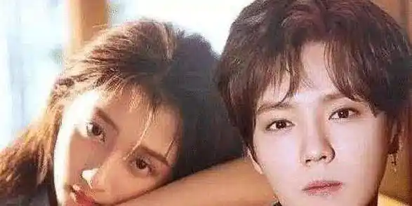 关晓彤晒甜蜜吻照, 鹿晗又有大批粉丝脱粉, 都说"太恶心"