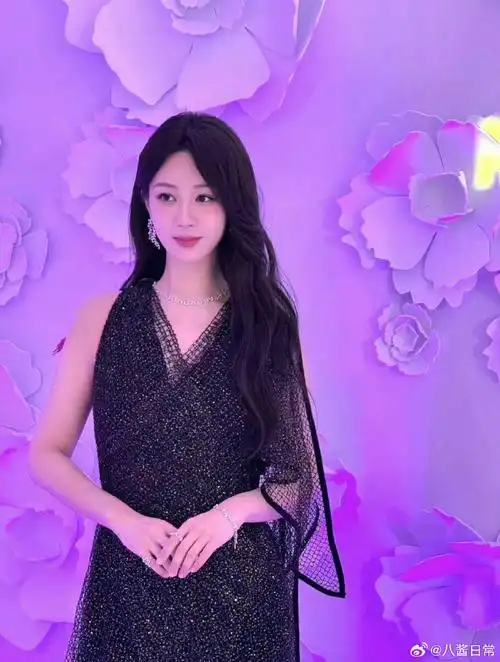 杨紫财阀千金妆##杨紫高定黑礼裙##杨紫妆造
