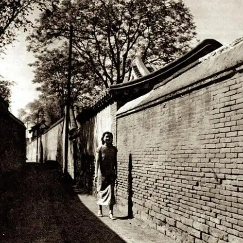 外国人拍摄的40年代北平罕见老照片:没想到解放前的北京是这样子