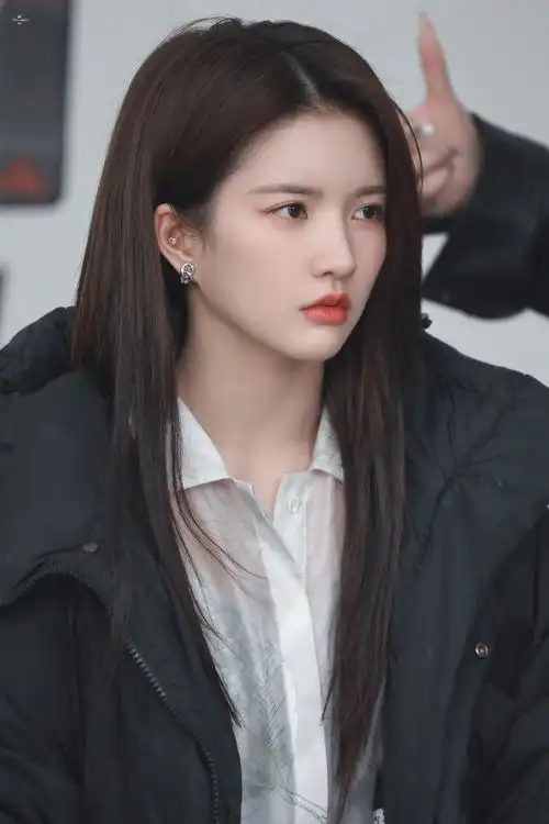 #青年演员刘些宁##刘些宁 宁安如梦#