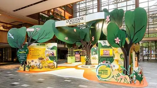 商场快闪店装修方案的现场效果图