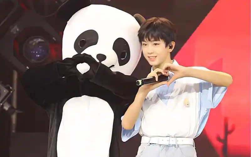 tf家族—王浩《小精灵》可爱瞬间