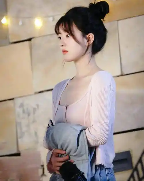 体态有多重要,看赵露思就知道了!_动作_脖子_显得