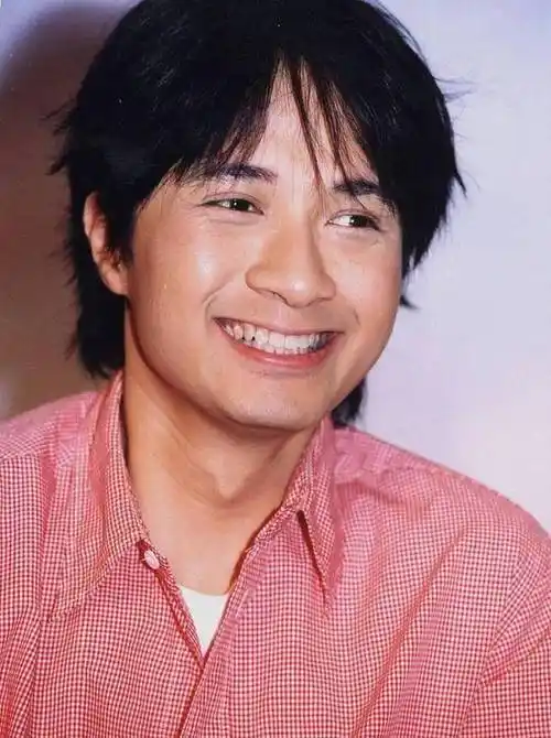 古巨基宣布升级当奶爸:最好的爱情,莫过于从初恋到白头