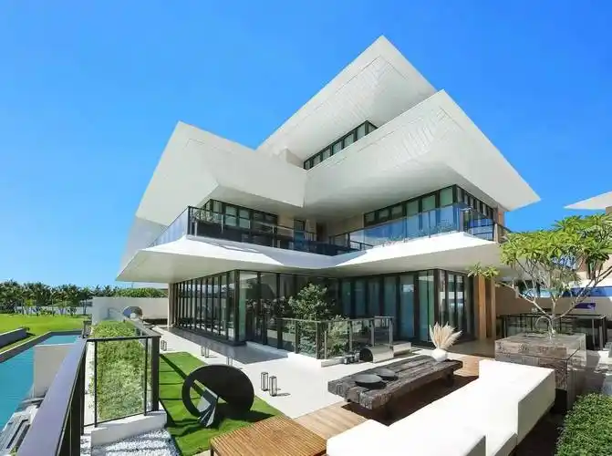 想要了解海南更多海景房,洋房,公寓,别墅信息,可以添加三亚李华微