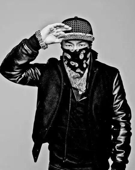 图韩艺瑟男友teddy背景曝光揭两人相恋过程