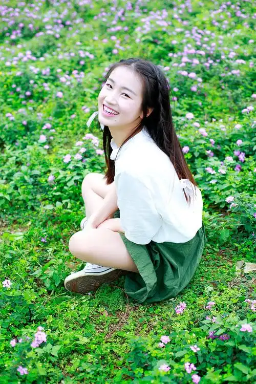 标签:                                      爱笑的人运气不会太差