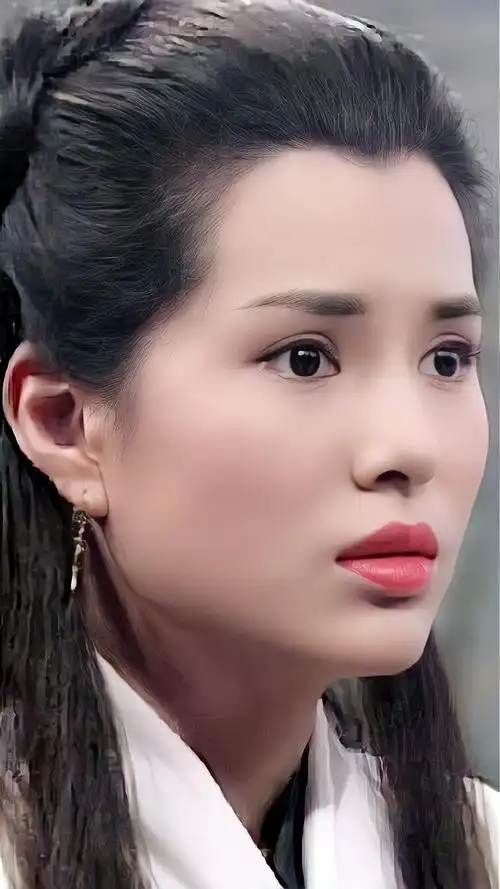 李若彤的小龙女,成了几代人心中念念不忘的白月光!