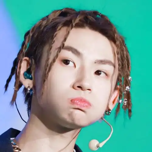 ghost善良的坏孩子小鬼王琳凯 撅嘴合集 今天也是一个可爱琳琳呢