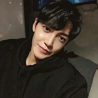 稳重成熟男人头像图片 - 男生头像 - 潮人个性网