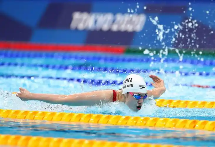 (东京奥运会)游泳——女子100米蝶泳赛况