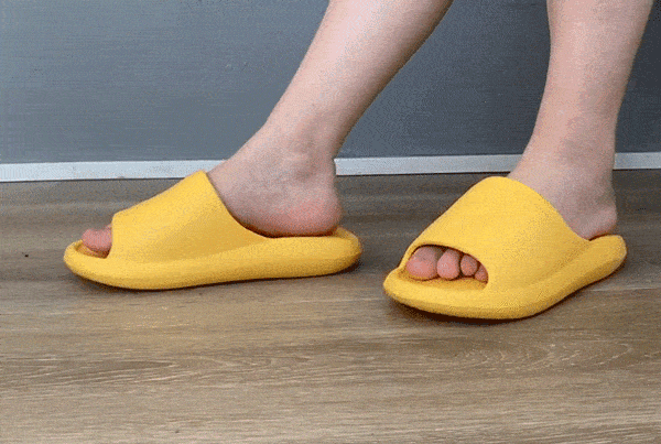 李佳琦omg的拖鞋逆天了柔软高弹耐磨防滑好穿到爆