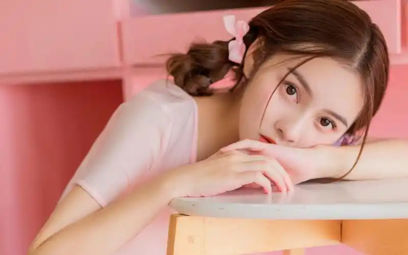 首页 桌面壁纸 美女壁纸 双马尾甜美少女治愈系写真唯美图片壁纸 (5