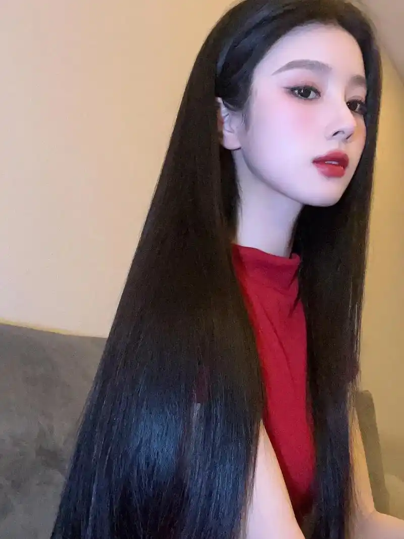 黑长直真的很耐看.#黑长直 #侧颜 #分享照片 - 抖音