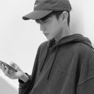 优质黑白男头像